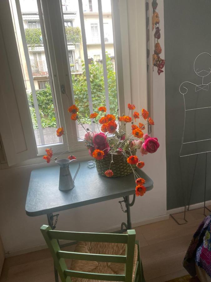 Loft Crimea Con Patio Apartment Turin Bagian luar foto